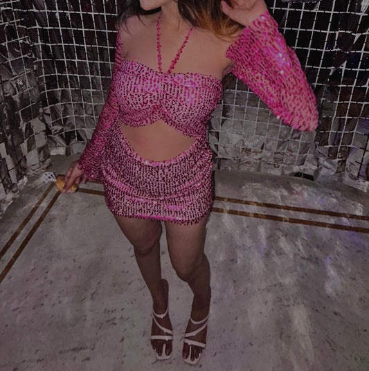 Afterparty in pink dress